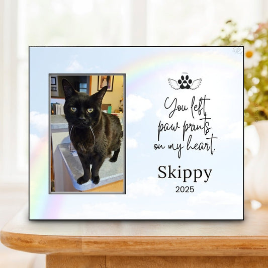 Pet Memorial Frame - Paw Prints On My Heart – Personalized pet memorial by Sunrise Keepsakes
